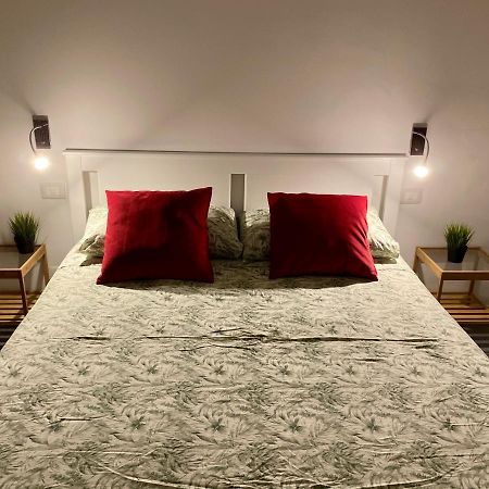 Pisani Apartment Bari Eksteriør bilde