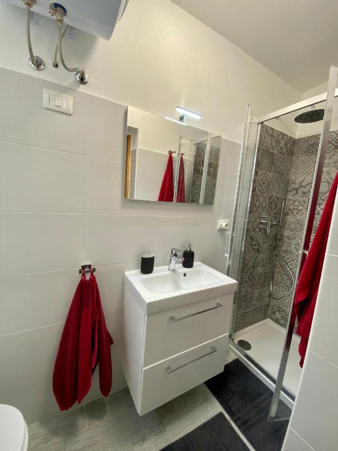 Pisani Apartment Bari Eksteriør bilde